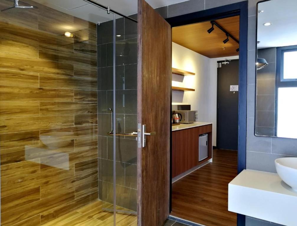 Exclusive Business Suite @ M Summit 191 จอร์จทาวน์ ภายนอก รูปภาพ